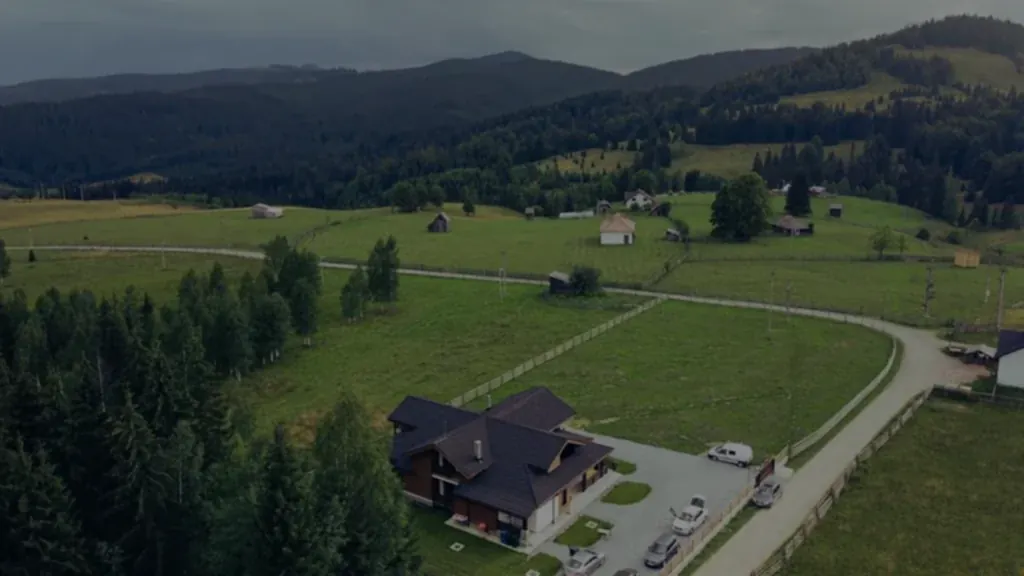 Chalet Deluț, pensiune montană în Fundu Moldovei
